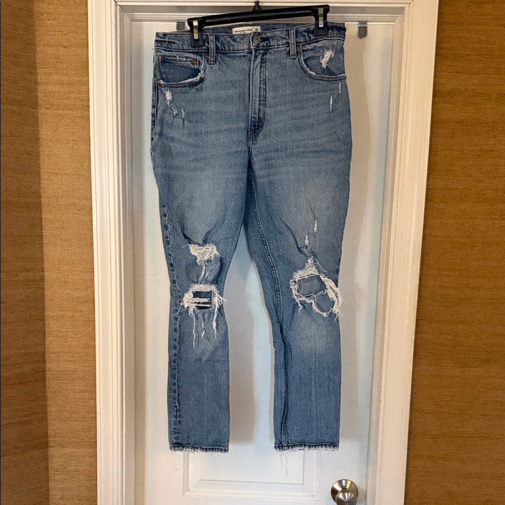 Abercrombie & Fitch Skinny High Rise Jeans